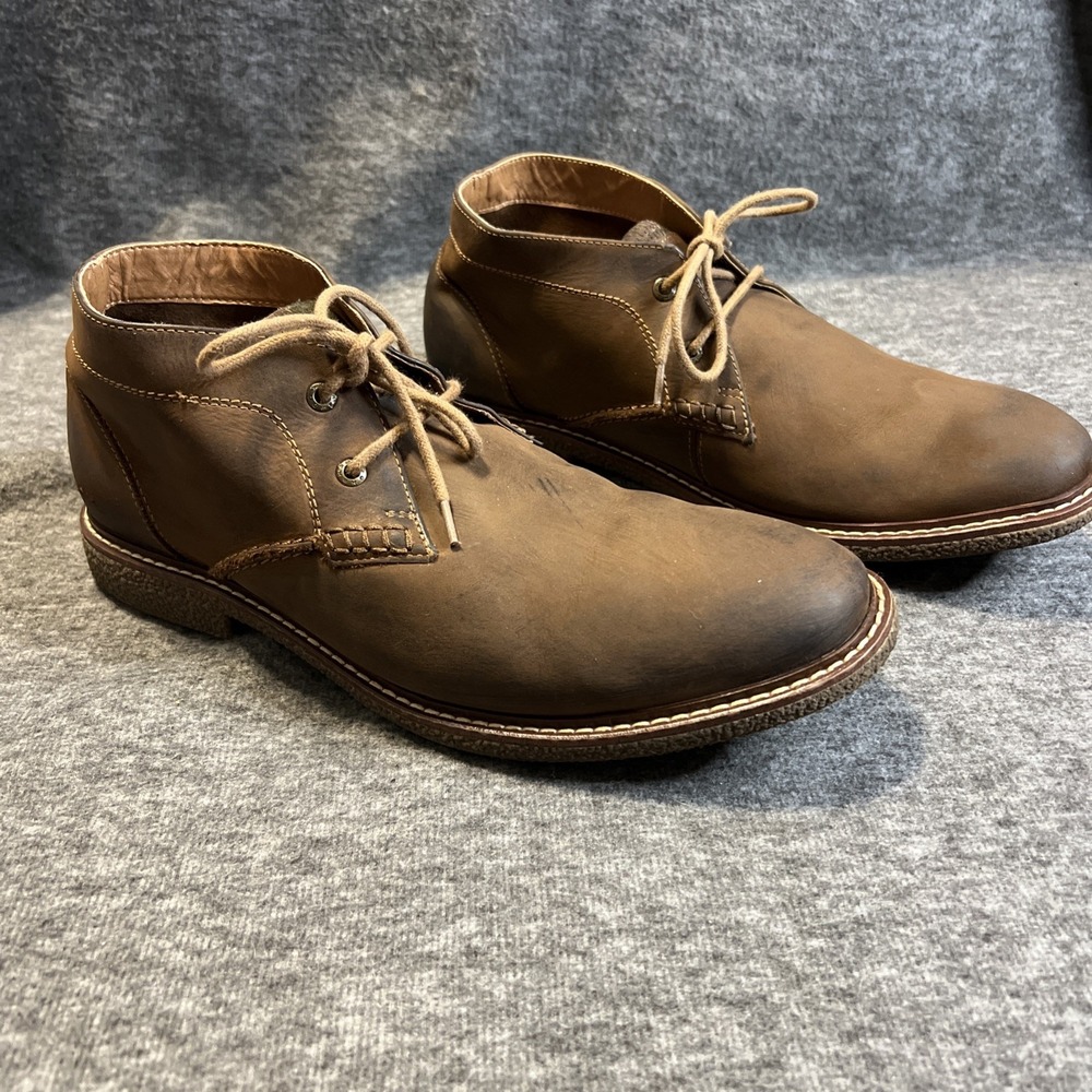 Dockers Brown Leather Men’s Chukka Boots with Lace-Up Closure